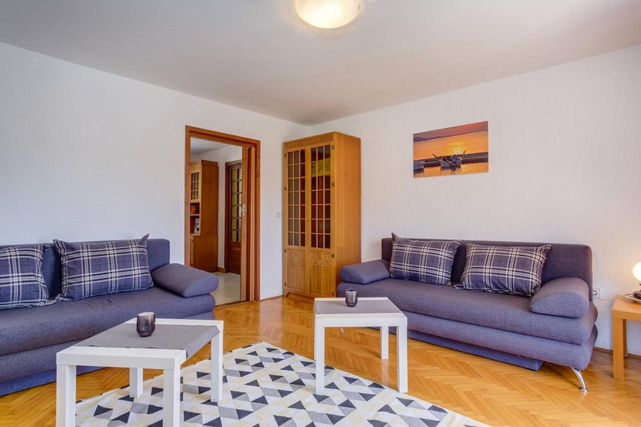 Apartmani Nadalina Veli Lošinj Kültér fotó