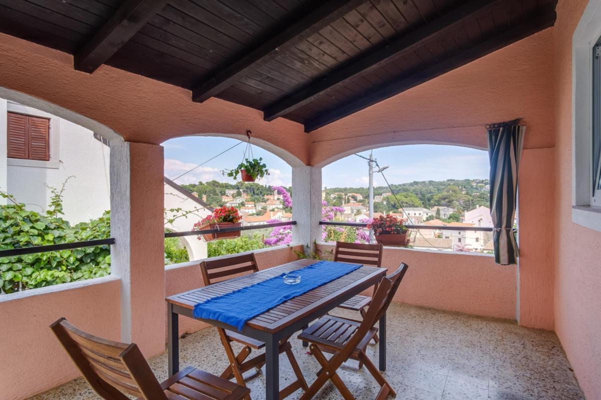Apartmani Nadalina Veli Lošinj Kültér fotó