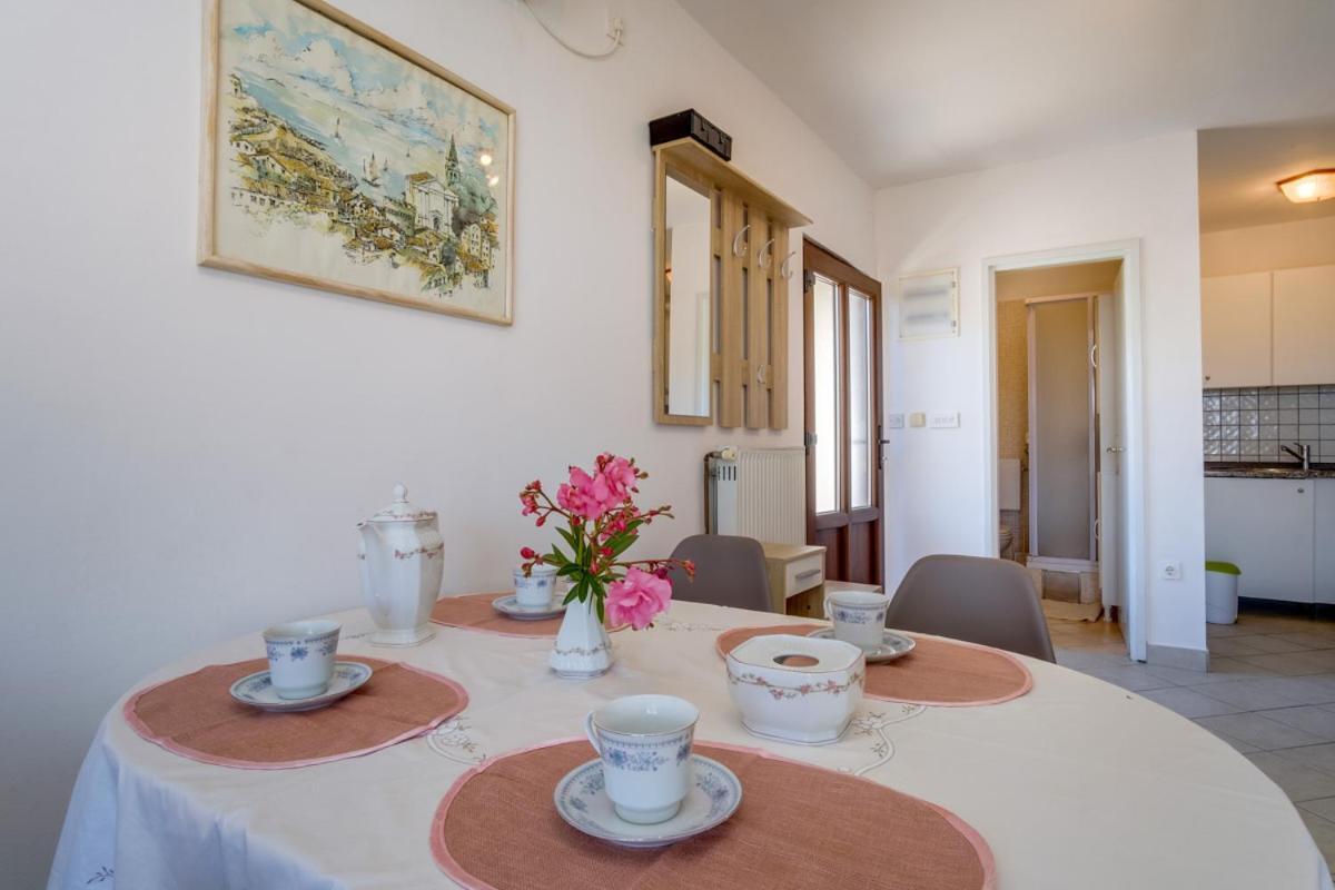Apartmani Nadalina Veli Lošinj Kültér fotó