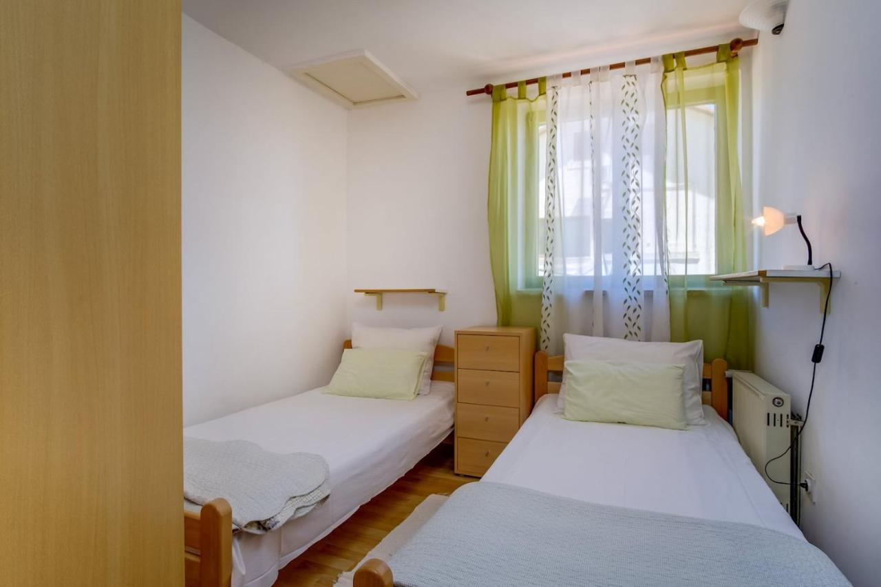 Apartmani Nadalina Veli Lošinj Kültér fotó