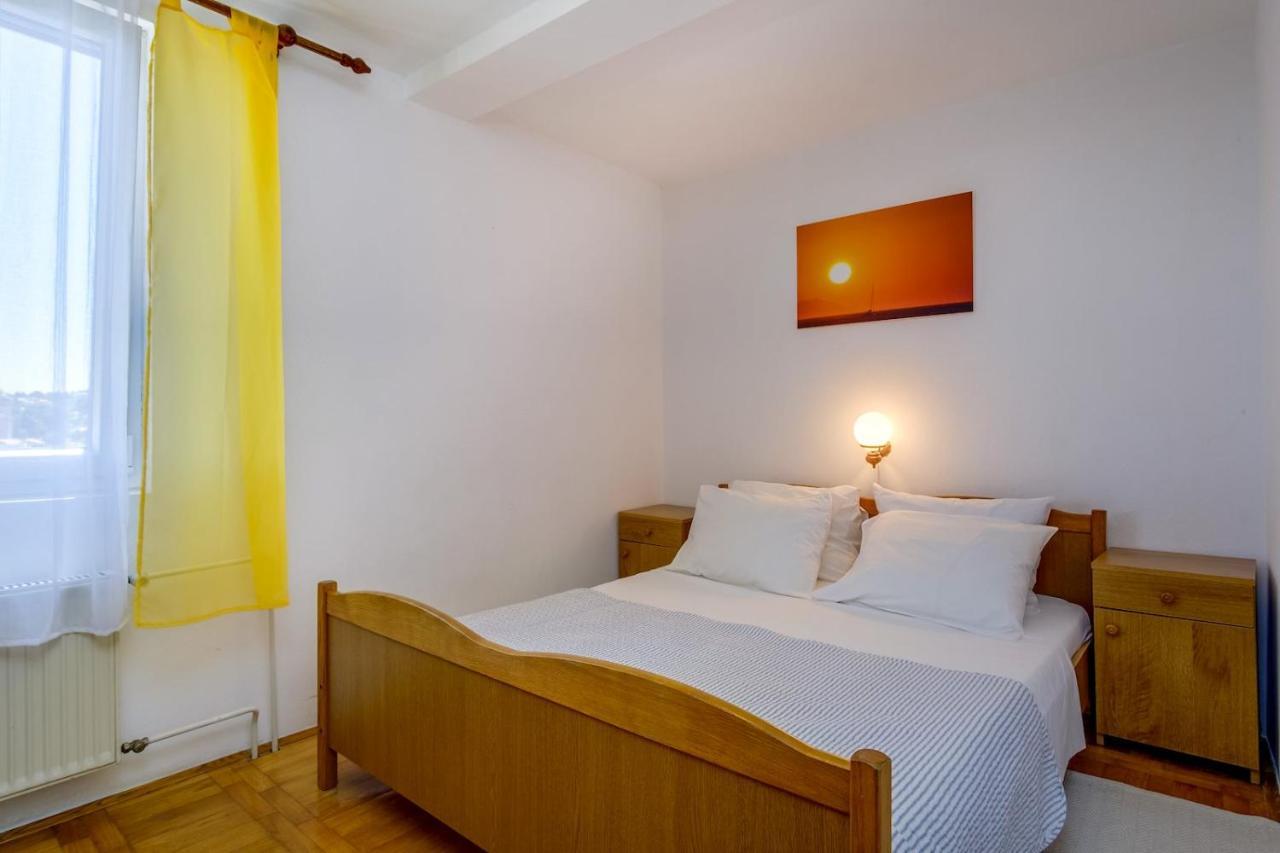 Apartmani Nadalina Veli Lošinj Kültér fotó