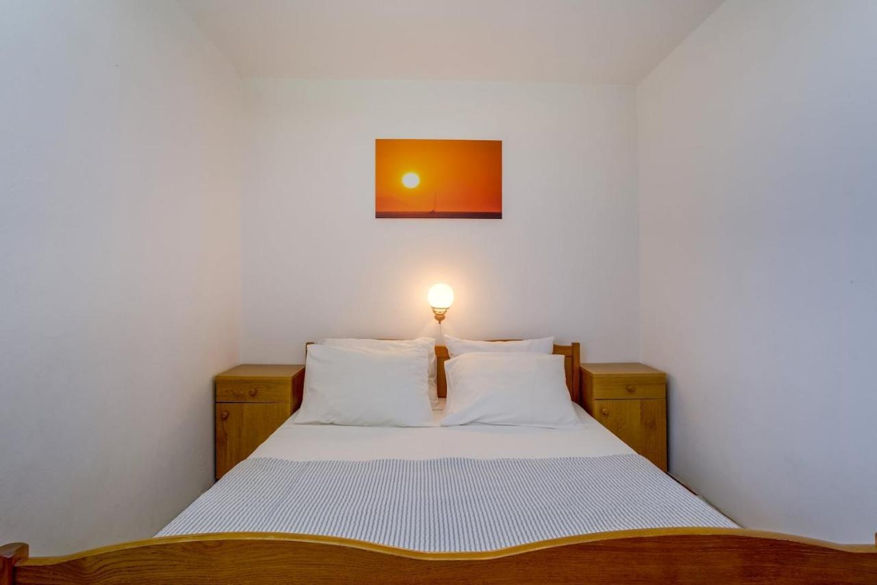 Apartmani Nadalina Veli Lošinj Kültér fotó