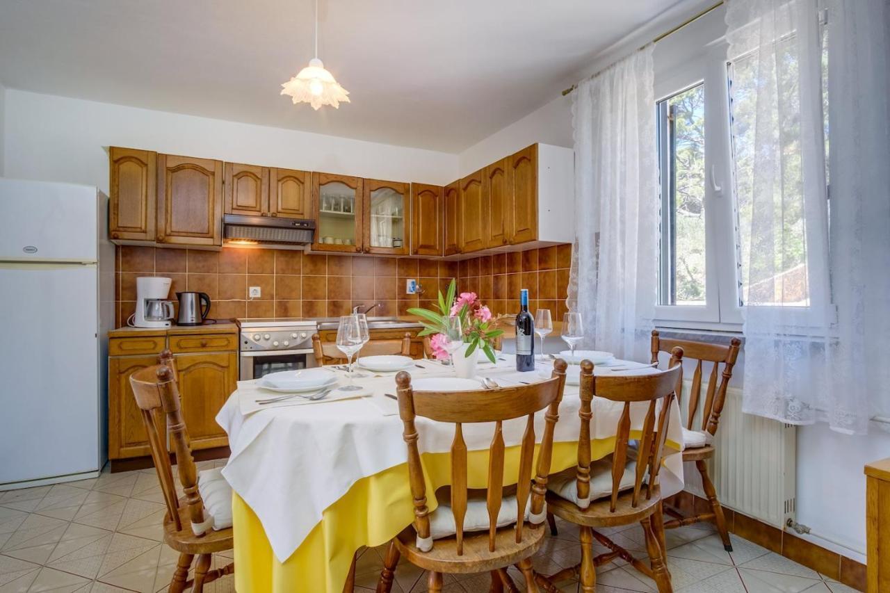 Apartmani Nadalina Veli Lošinj Kültér fotó