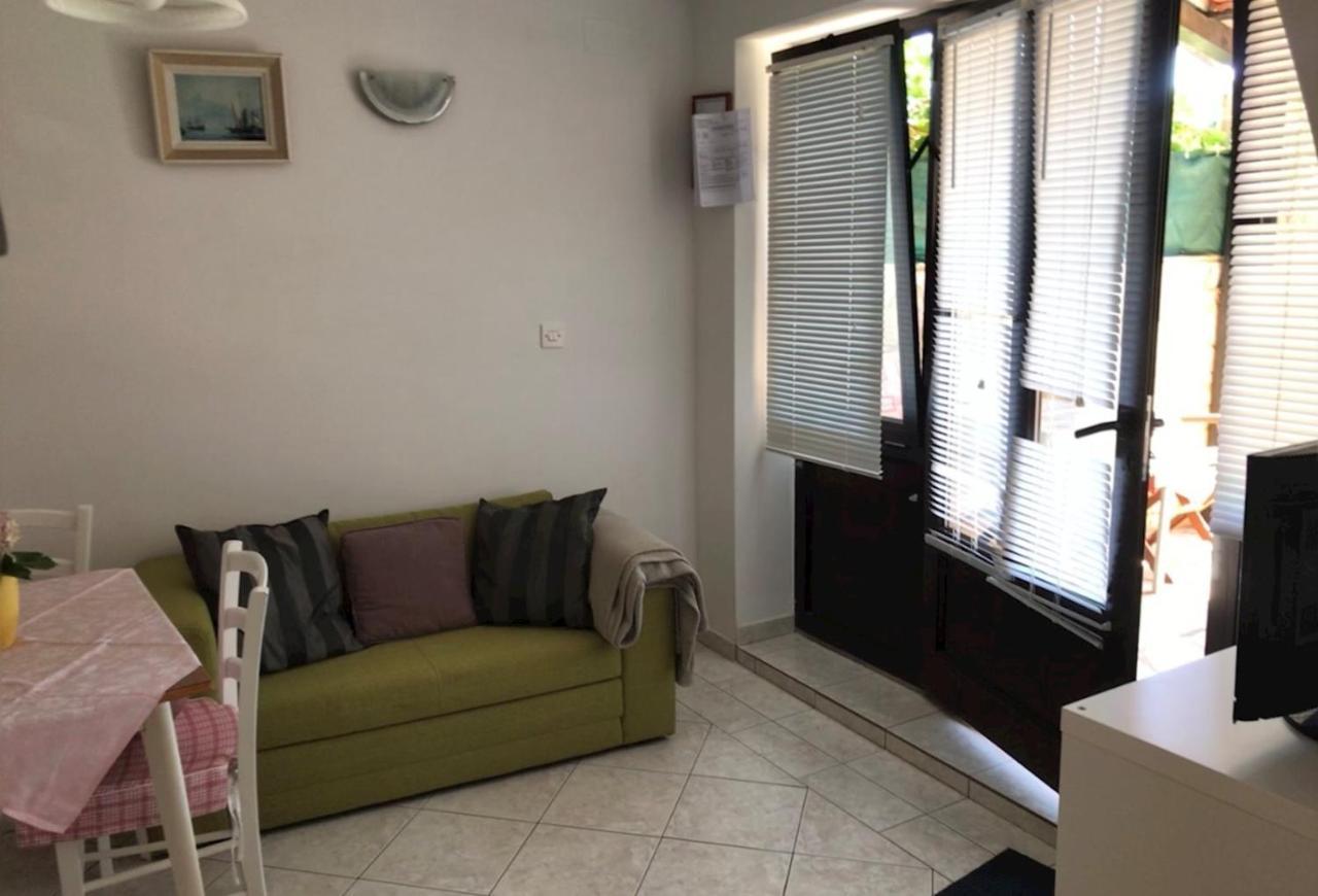 Apartmani Nadalina Veli Lošinj Kültér fotó